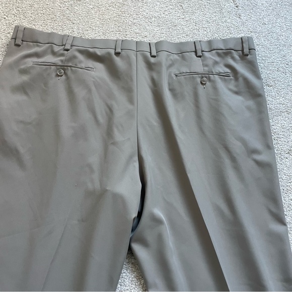 GS Taupe Men’s Dress Pants, Size 50 x 32 - Picture 4 of 9